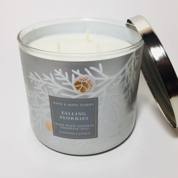Bath & Body Works Accents Falling Flurries 3 Wick Candle Poshmark